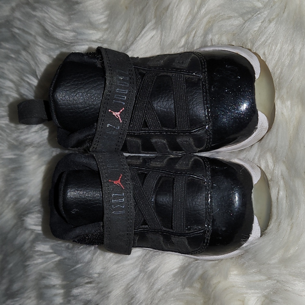 Used Jordan Retro 11 Sz 5c